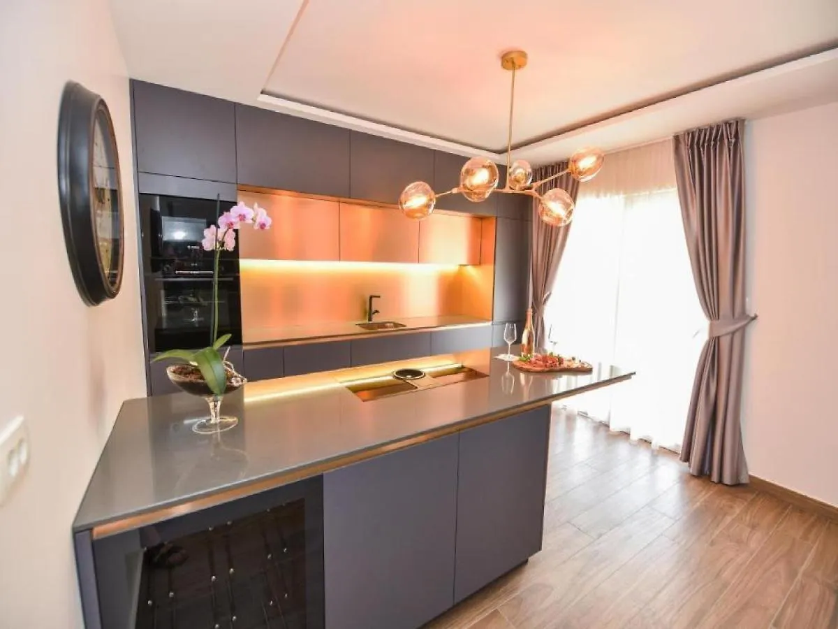 Calypso Royal Apartment Zadar